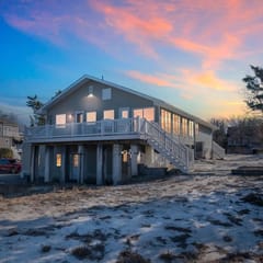 Beach Therapy - Pool, Game Room, Water Views,100 yards-Beach, Putting Green-Sleeps 17
